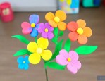 儿童手工彩泥花朵制作