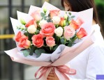 送女性客户什么花合适