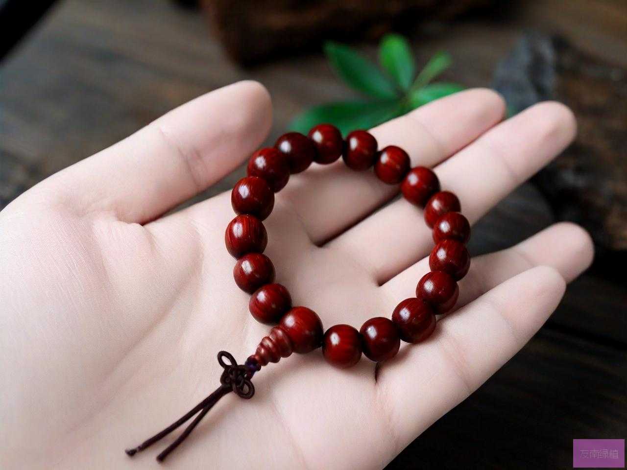 小叶紫檀哪些人不能戴
