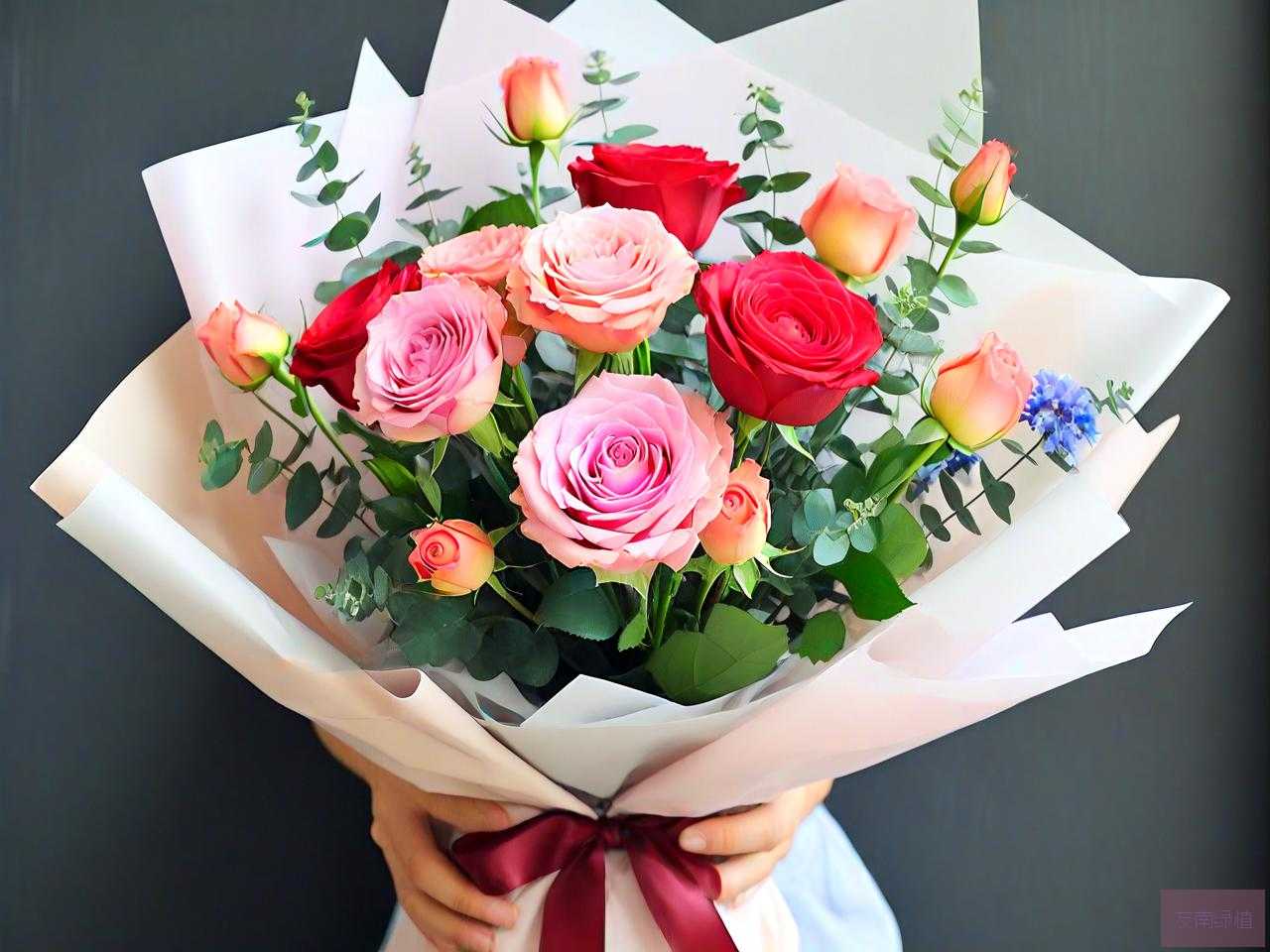 男士70岁生日送什么花