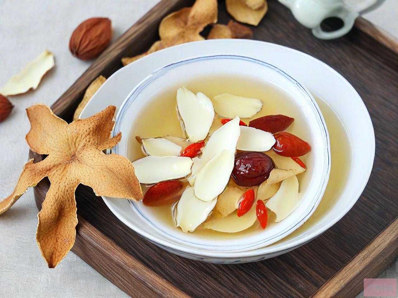 陈皮和百合煮水的作用